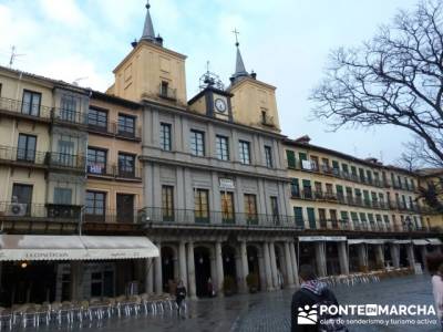 Destilería DYC y Ciudad de Segovia;mochilas para mujeres;rutas en madrid senderismo